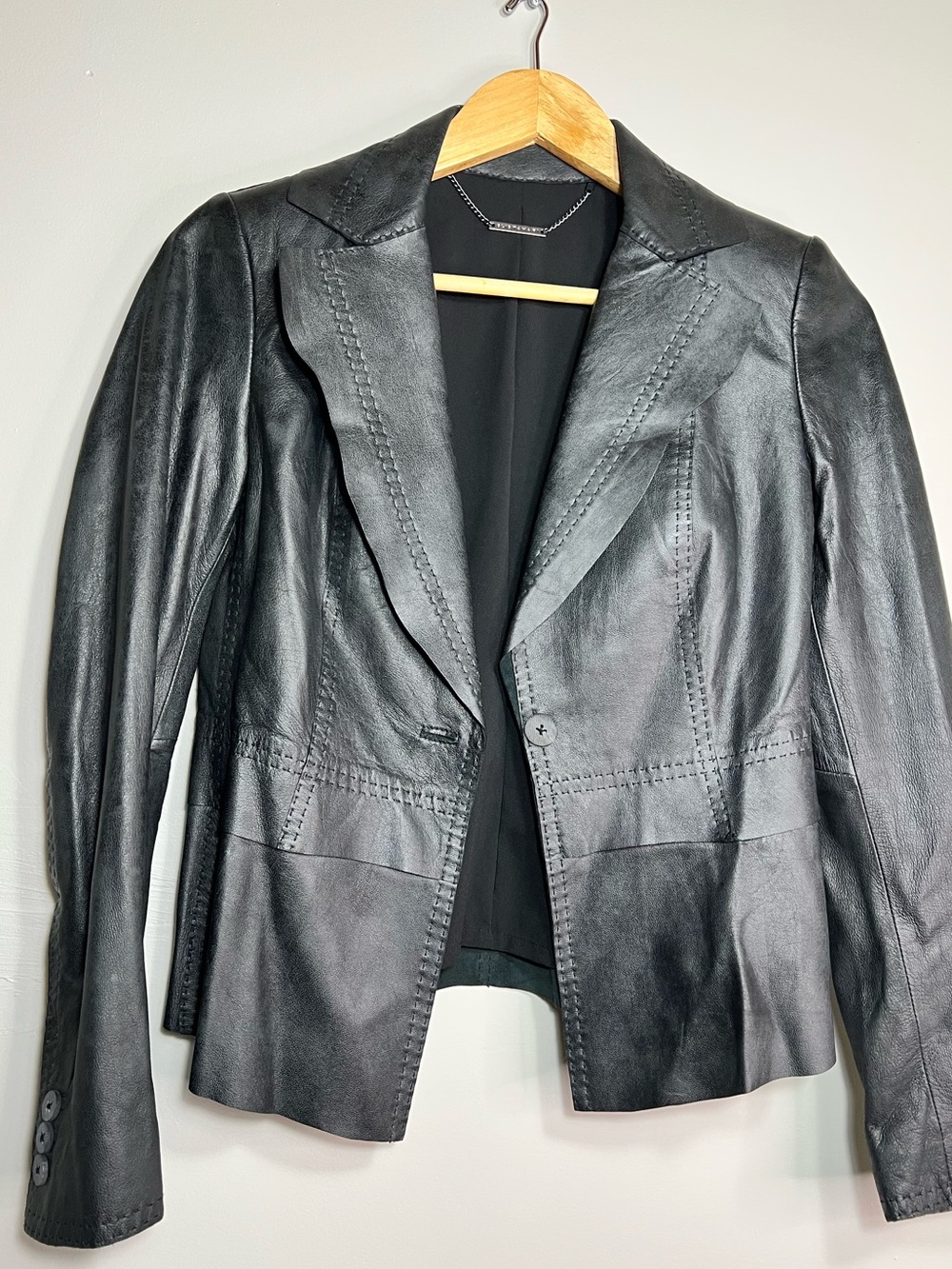 Elie Tahari Lambskin Leather Stitch-Detail Peplum Jacket Blazer Black S